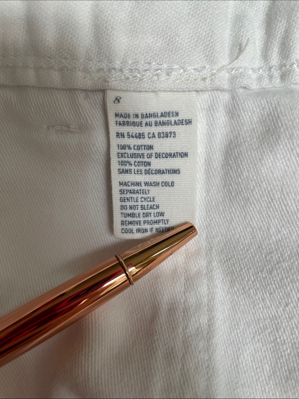 American Eagle Outfitters White Cargo Bermuda Shorts with Flap Pockets Size 8 - Picture 9 of 9